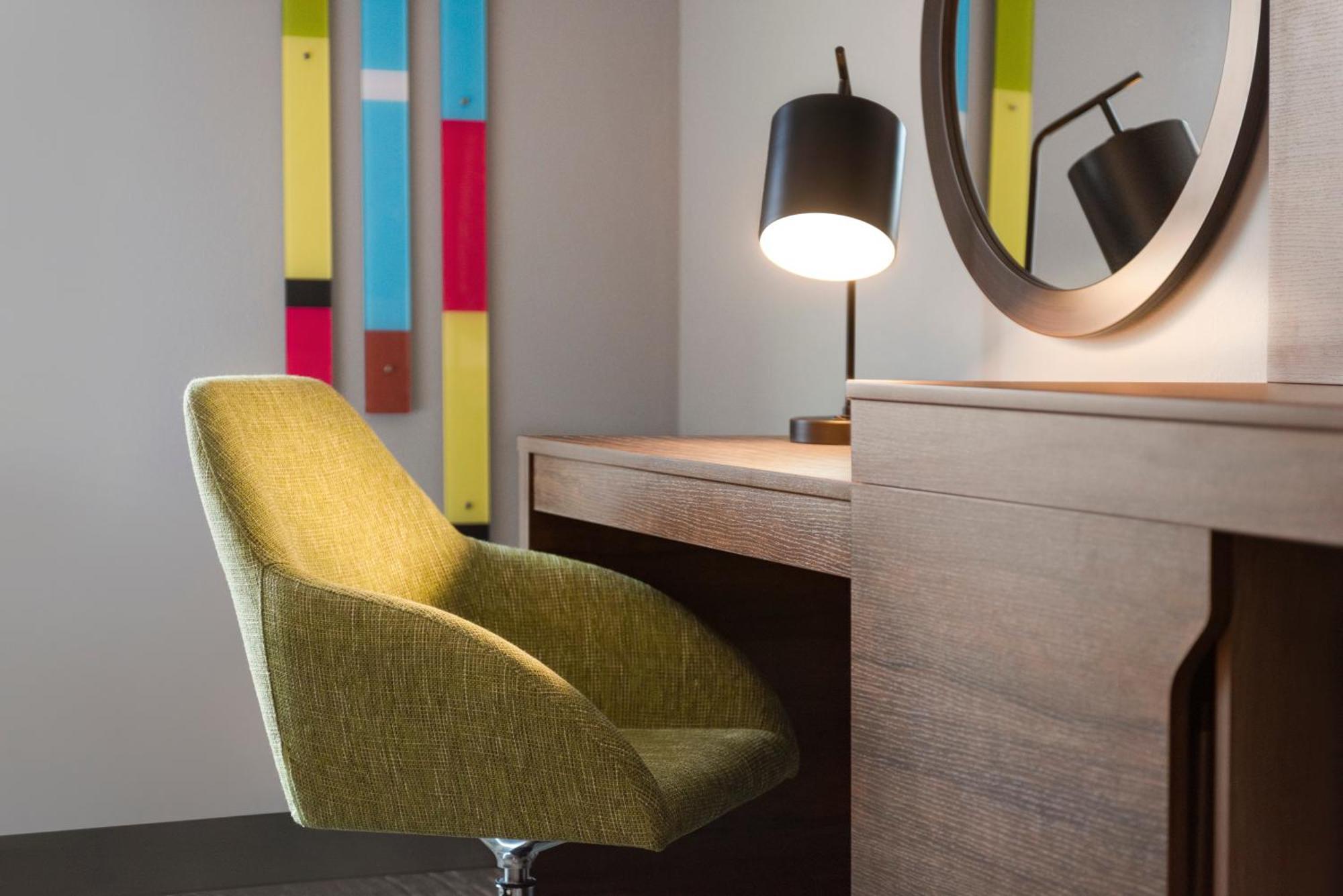 Hampton Inn & Suites Kelowna, British Columbia, Canada מראה חיצוני תמונה