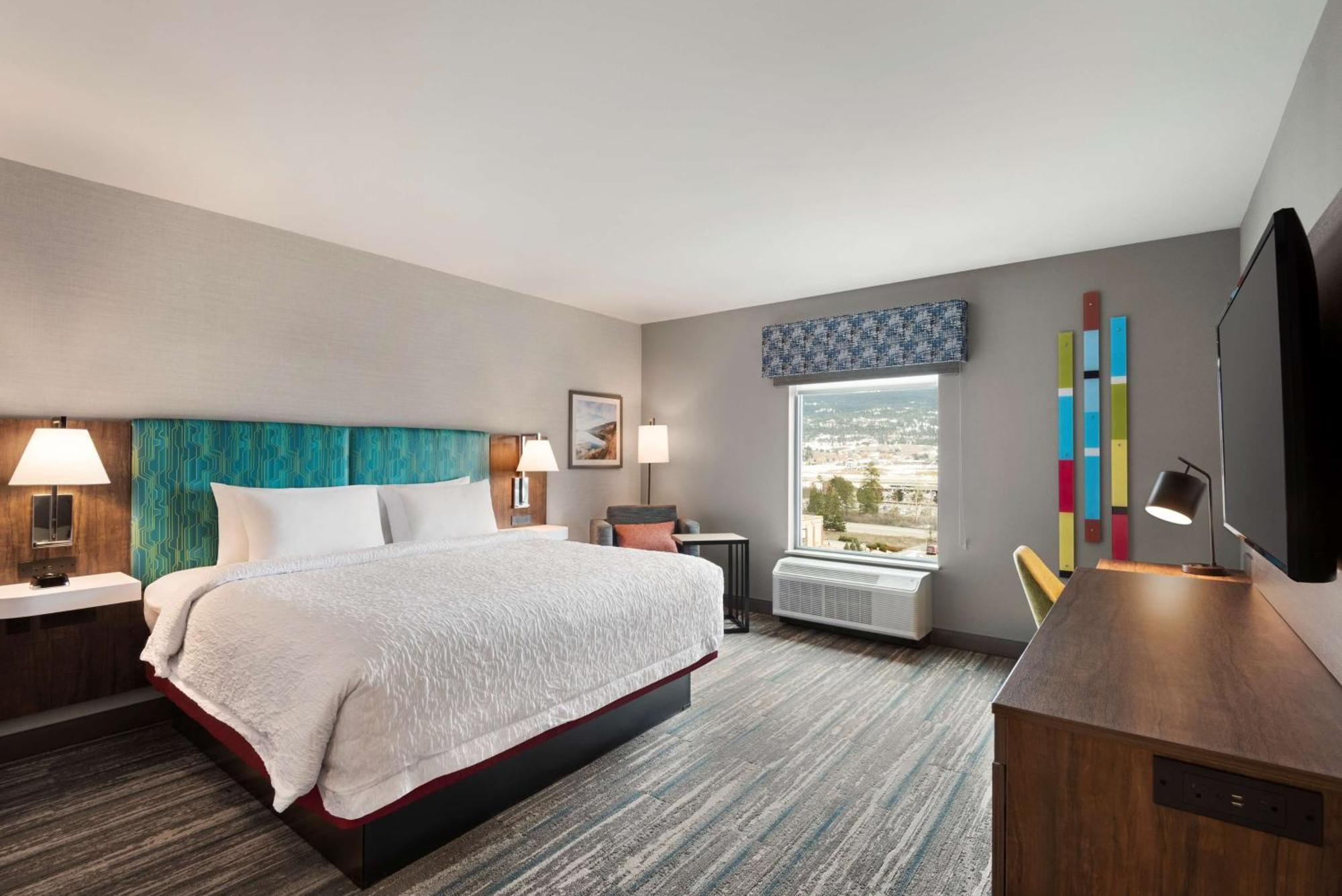 Hampton Inn & Suites Kelowna, British Columbia, Canada מראה חיצוני תמונה